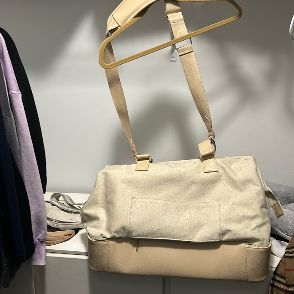 Beis weekender travel bag